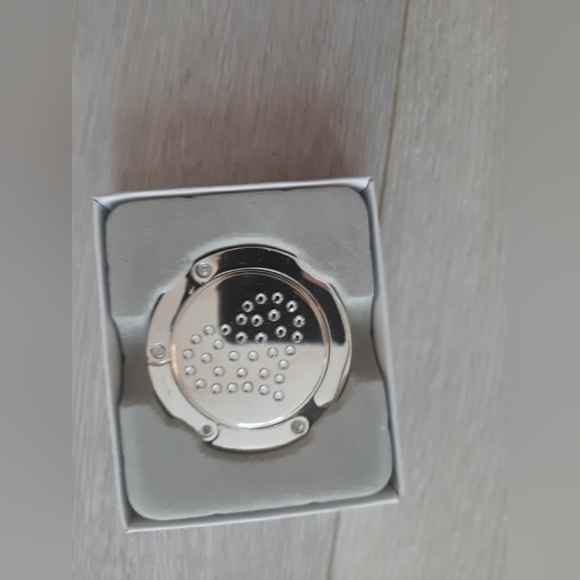 Purse hook for table - Picture 5 of 6